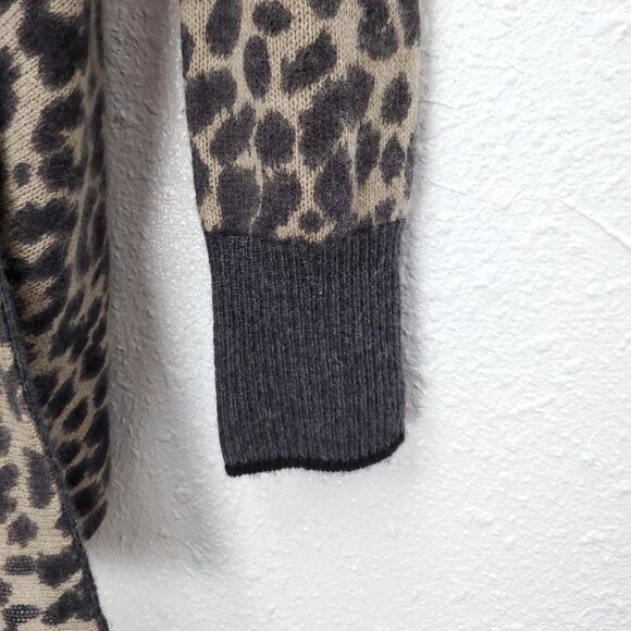 WHITE + Warren 100% Cashmere Cheetah Leopard Print Cardigan - Picture 8 of 11